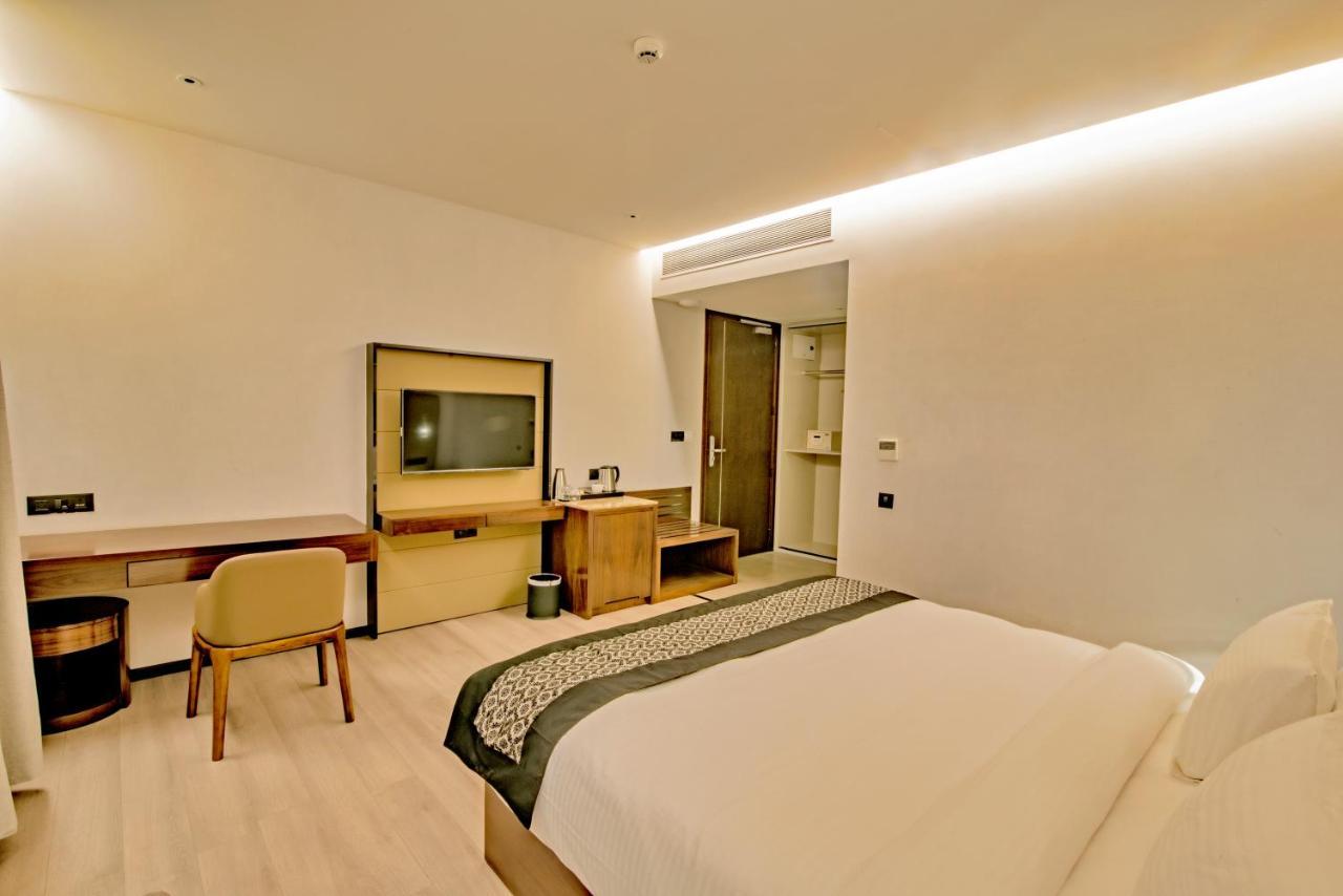 Enrise By Sayaji Nashik Hotel Ngoại thất bức ảnh